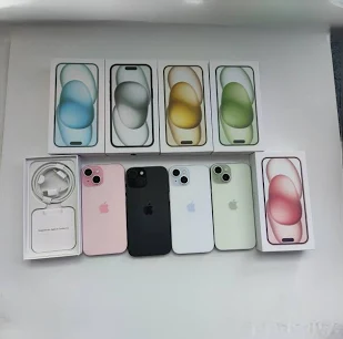iPhone 15 256GB - 3