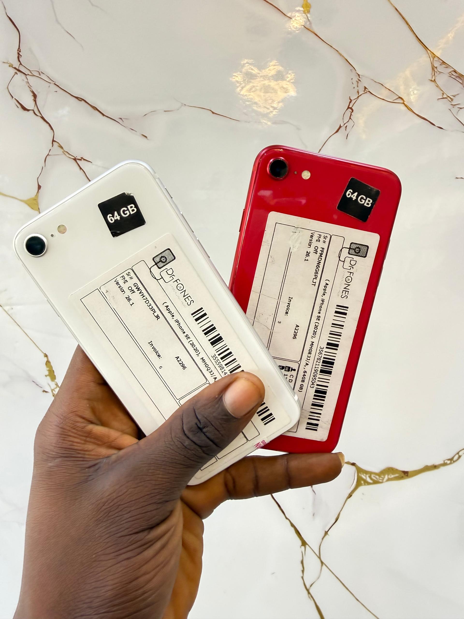 iPhone XR 64GB - 2