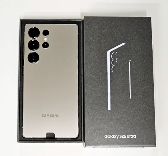 Samsung Galaxy S25 Ultra 12+1TB - 2